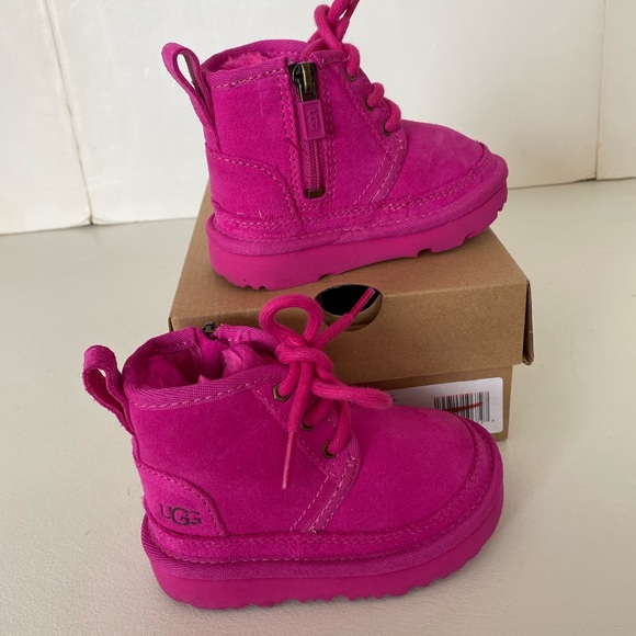 UGG Other - NWB UGG NEUMEL II BOOT KIDS